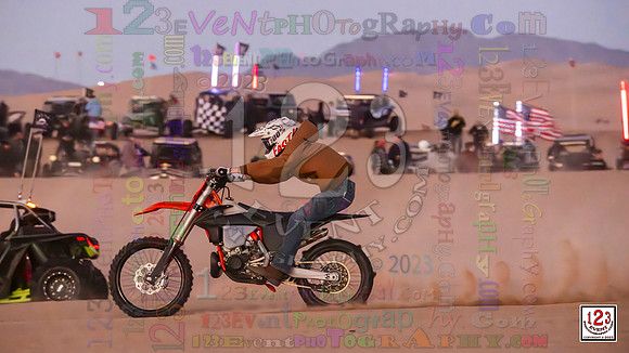 2023-11-25 Saturday