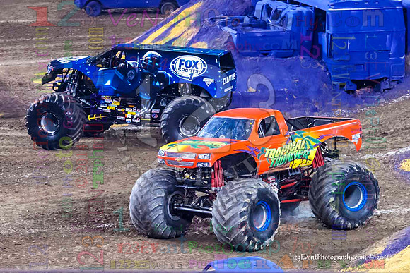 2014-01-11 MONSTER JAM® @ Anaheim Angel Stadium