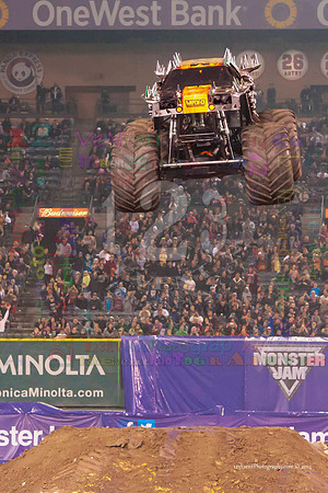 2014-01-11 MONSTER JAM® @ Anaheim Angel Stadium