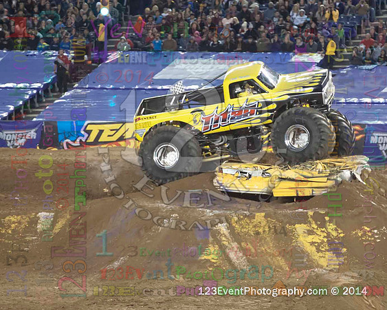 2014-01-18 MONSTER JAM® @ Qualcomm Stadium