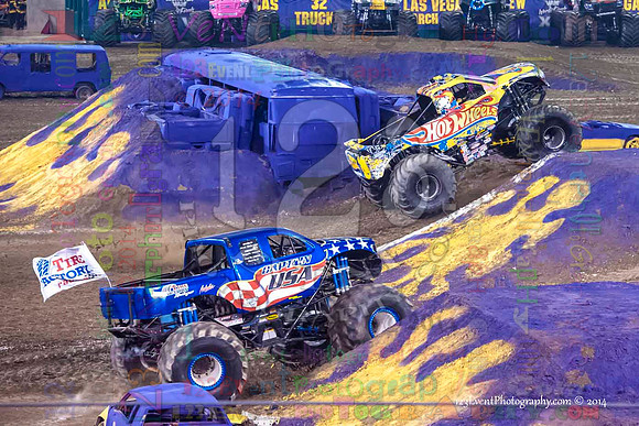 2014-01-11 MONSTER JAM® @ Anaheim Angel Stadium