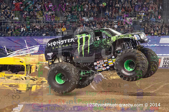 2014-01-18 MONSTER JAM® @ Qualcomm Stadium