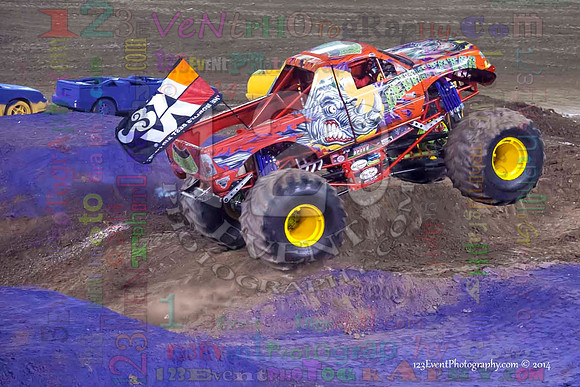 2014-01-11 MONSTER JAM® @ Anaheim Angel Stadium