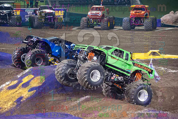 2014-01-11 MONSTER JAM® @ Anaheim Angel Stadium