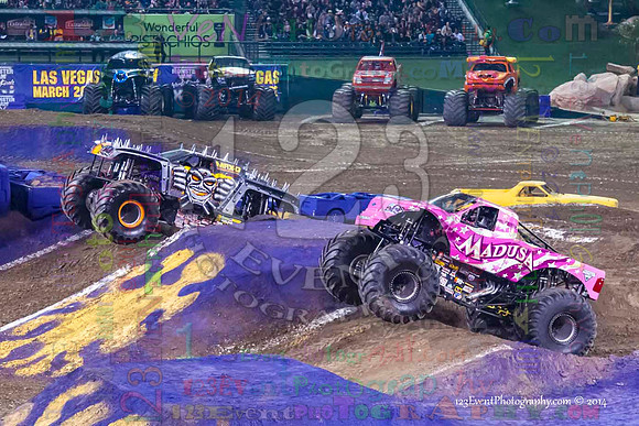 2014-01-11 MONSTER JAM® @ Anaheim Angel Stadium