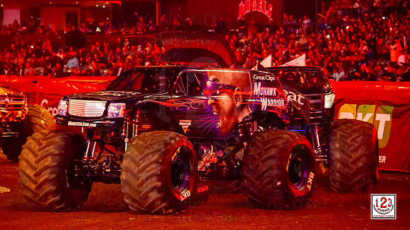 2020-01-11 MONSTER JAM® Anaheim #1