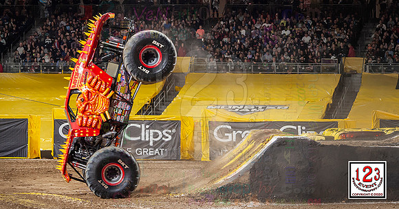 2020-02-01 MONSTER JAM® San Diego #1