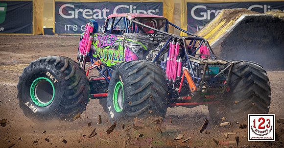 2020-02-01 MONSTER JAM® San Diego #1