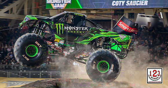 2020-02-01 MONSTER JAM® San Diego #1