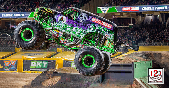 2020-02-01 MONSTER JAM® San Diego #1
