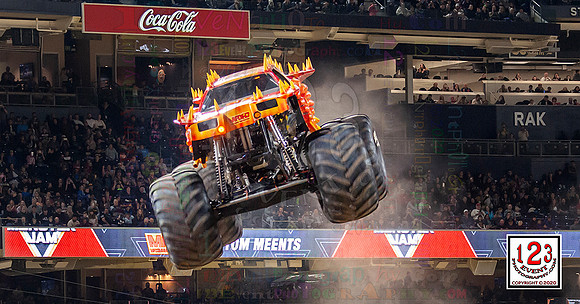 2020-02-01 MONSTER JAM® San Diego #1