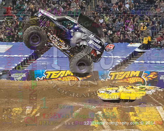 2014-01-18 MONSTER JAM® @ Qualcomm Stadium