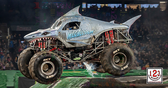 2020-02-08 MONSTER JAM® Anaheim #3