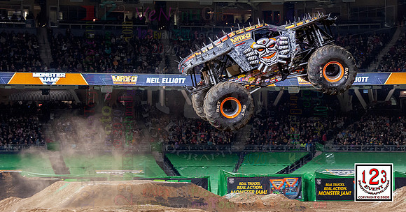 2020-02-15 MONSTER JAM® San Diego #2