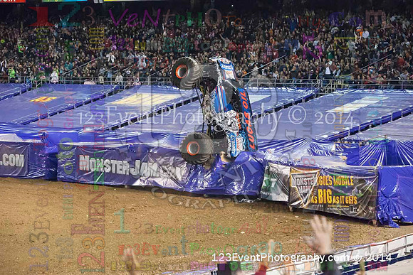 2014-01-18 MONSTER JAM® @ Qualcomm Stadium