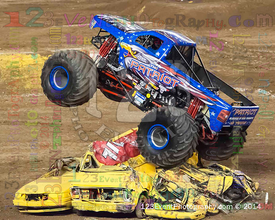 2014-01-18 MONSTER JAM® @ Qualcomm Stadium