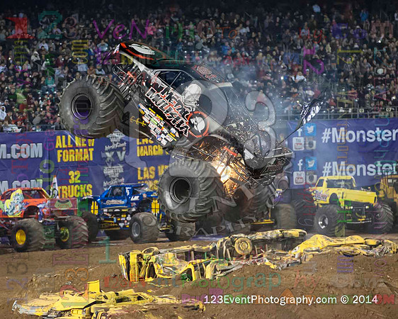 2014-01-18 MONSTER JAM® @ Qualcomm Stadium