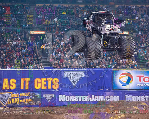 2014-01-11 MONSTER JAM® @ Anaheim Angel Stadium