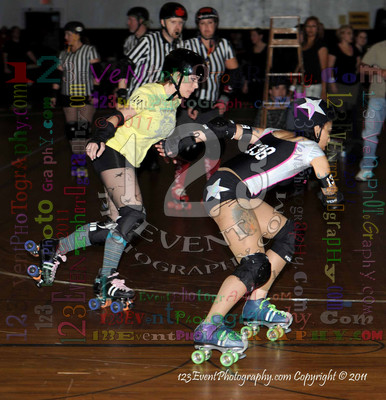 San Diego Starlettes vs. Tucson                                               Roller Derby Bout 2-5-11