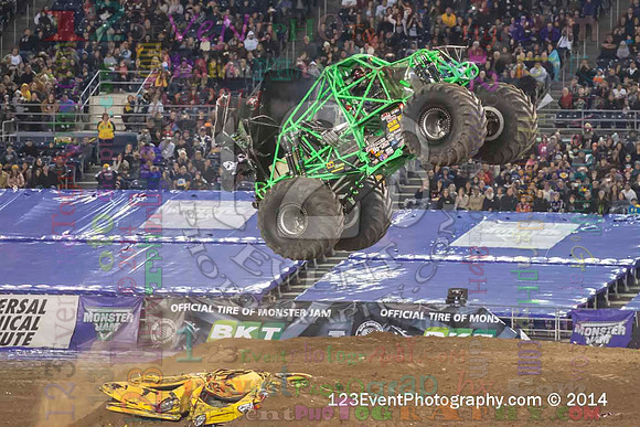 2014-01-18 MONSTER JAM® @ Qualcomm Stadium