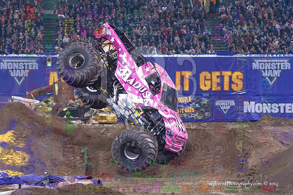 2014-01-11 MONSTER JAM® @ Anaheim Angel Stadium