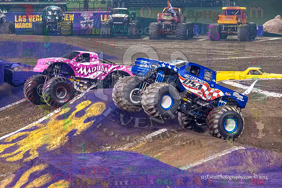 2014-01-11 MONSTER JAM® @ Anaheim Angel Stadium