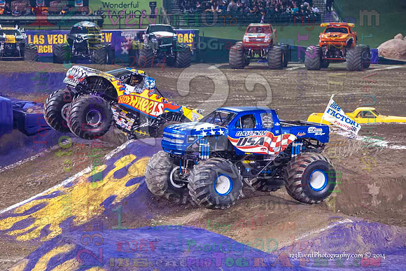 2014-01-11 MONSTER JAM® @ Anaheim Angel Stadium