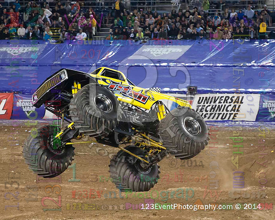 2014-01-18 MONSTER JAM® @ Qualcomm Stadium