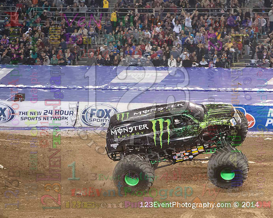 2014-01-18 MONSTER JAM® @ Qualcomm Stadium