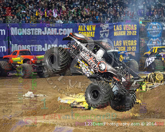 2014-01-18 MONSTER JAM® @ Qualcomm Stadium