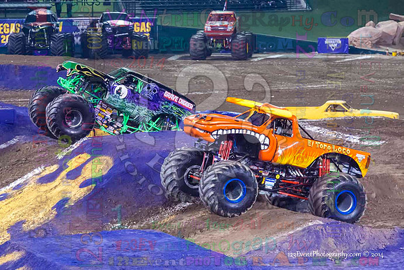 2014-01-11 MONSTER JAM® @ Anaheim Angel Stadium