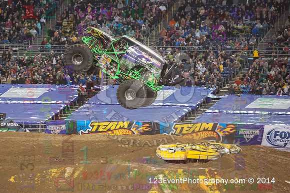 2014-01-18 MONSTER JAM® @ Qualcomm Stadium