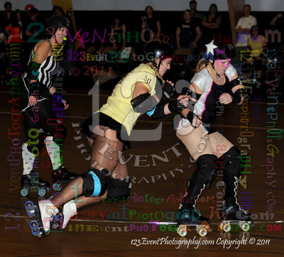 San Diego Starlettes vs. Tucson                                               Roller Derby Bout 2-5-11