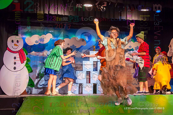 2013-12-13 A Charlie Brown Christmas Special - Clairemont High