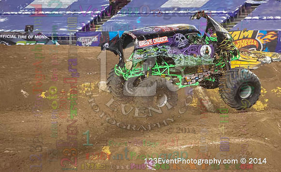 2014-01-18 MONSTER JAM® @ Qualcomm Stadium