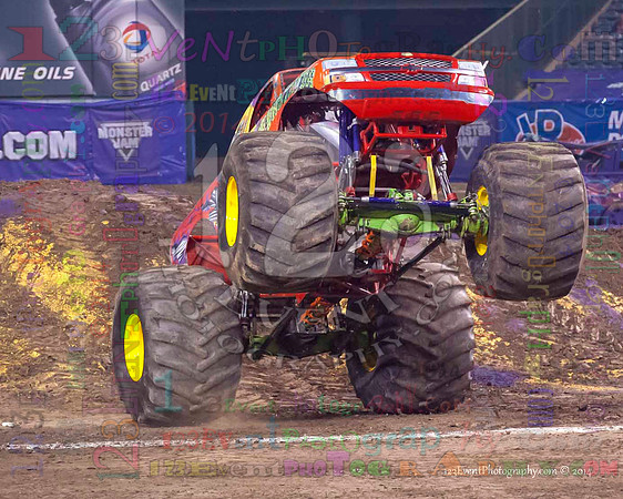 2014-01-11 MONSTER JAM® @ Anaheim Angel Stadium