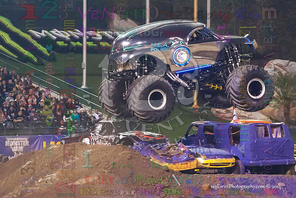 2014-01-11 MONSTER JAM® @ Anaheim Angel Stadium
