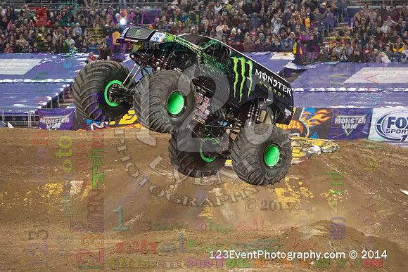 2014-01-18 MONSTER JAM® @ Qualcomm Stadium