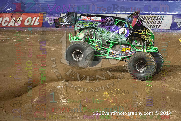 2014-01-18 MONSTER JAM® @ Qualcomm Stadium