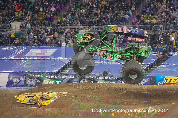 2014-01-18 MONSTER JAM® @ Qualcomm Stadium