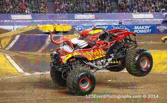 2014-01-18 MONSTER JAM® @ Qualcomm Stadium
