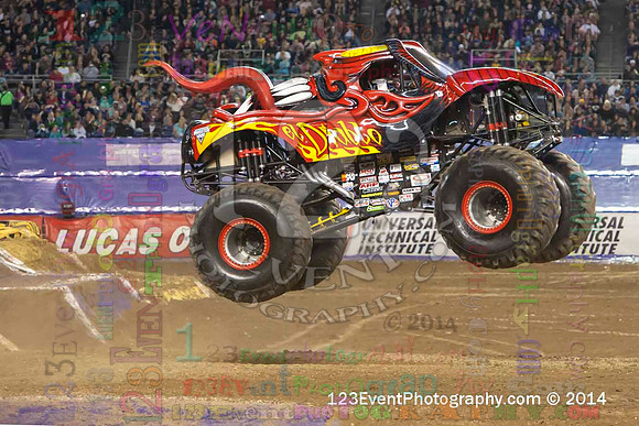 2014-01-18 MONSTER JAM® @ Qualcomm Stadium