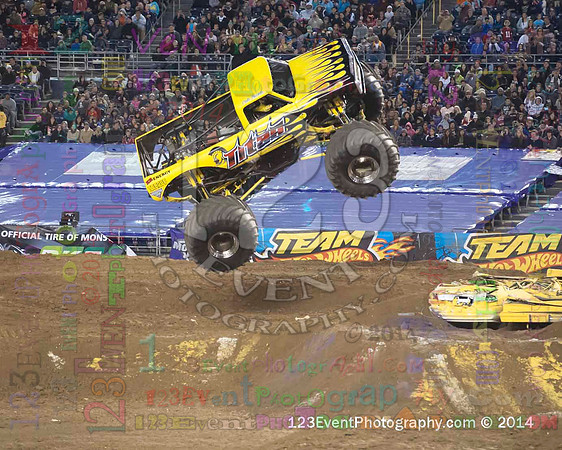 2014-01-18 MONSTER JAM® @ Qualcomm Stadium