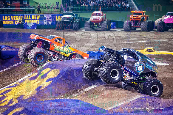 2014-01-11 MONSTER JAM® @ Anaheim Angel Stadium