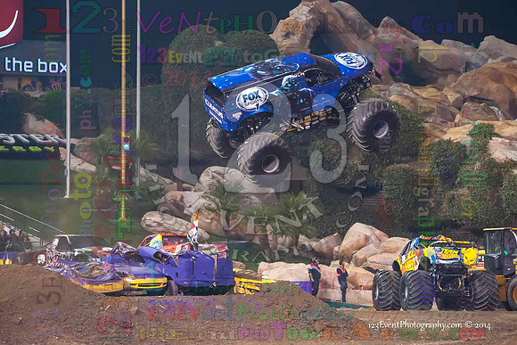 2014-01-11 MONSTER JAM® @ Anaheim Angel Stadium