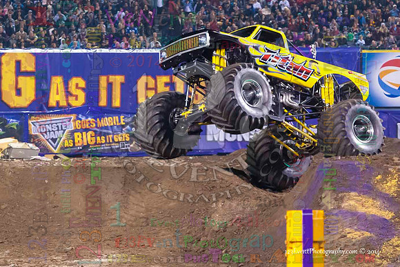 2014-01-11 MONSTER JAM® @ Anaheim Angel Stadium