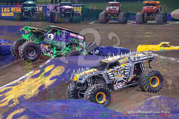 2014-01-11 MONSTER JAM® @ Anaheim Angel Stadium