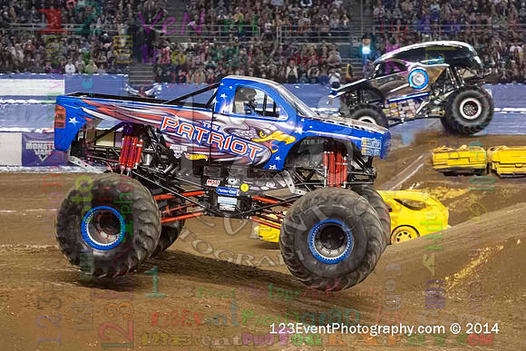 2014-01-18 MONSTER JAM® @ Qualcomm Stadium