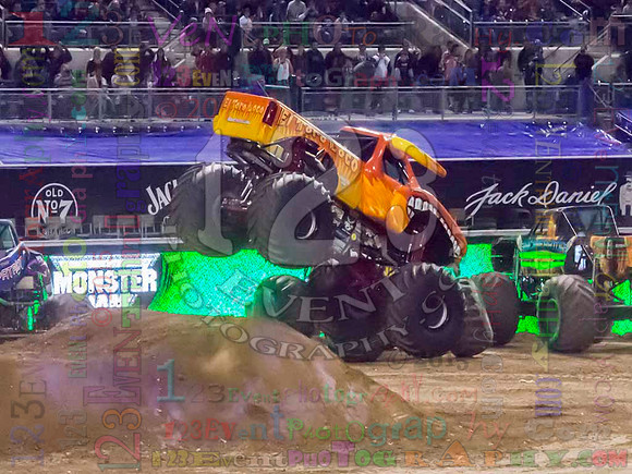 2015-01-31 MONSTER JAM® @ Petco Park, San Diego, CA