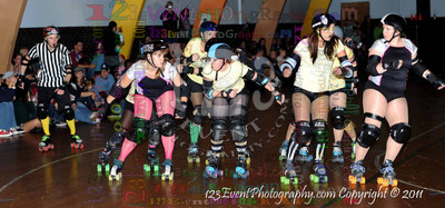 San Diego Starlettes vs. Tucson                                               Roller Derby Bout 2-5-11